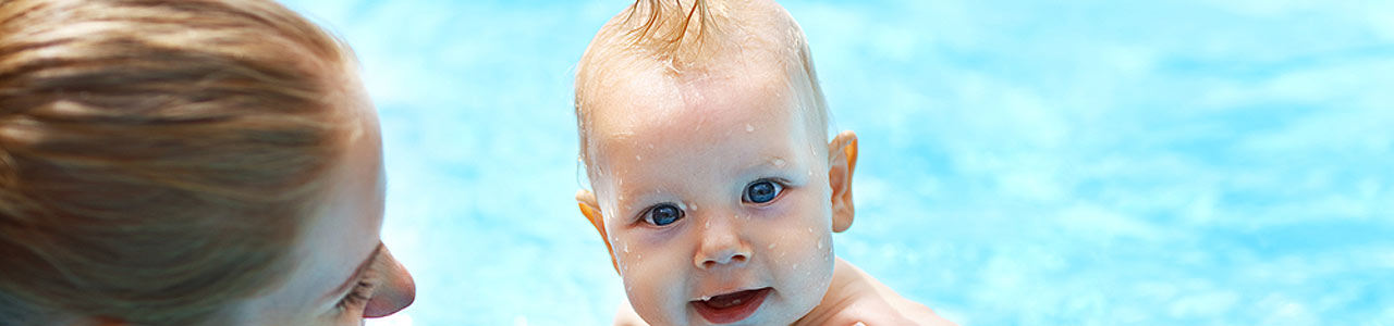 mother and baby swimming lessons fareham